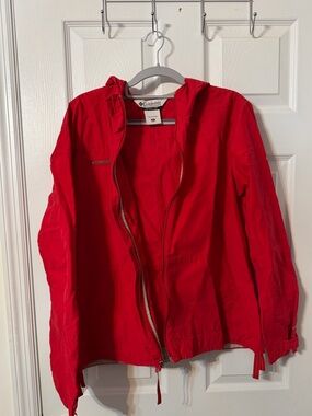 Columbia Omni-Shade Red Lightweight Hooded Jacket Women’s XL Zip Up Outdoor